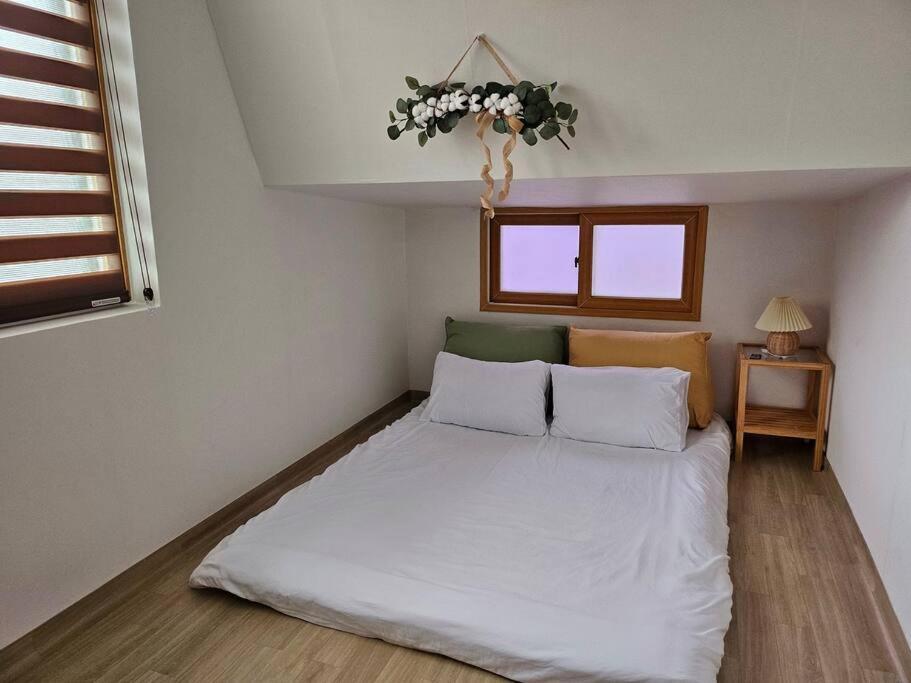 Woodri House Apartment Gwangju Metropolitan City Luaran gambar